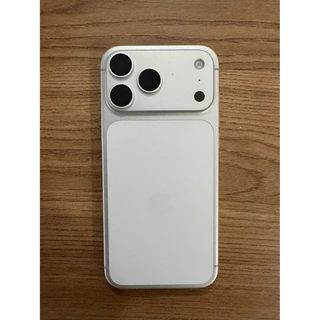 iPhone 17 Pro Max 256GB Prata - Seminovo — 256GB · Prata